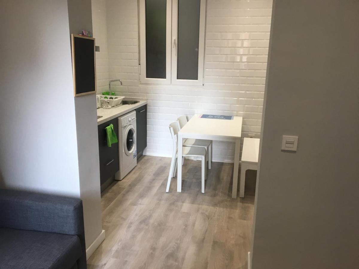 Apartamentos Gyc Viviendas Deluxe Leão Exterior foto